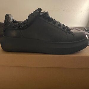 Steve Madden platform icebox trainers